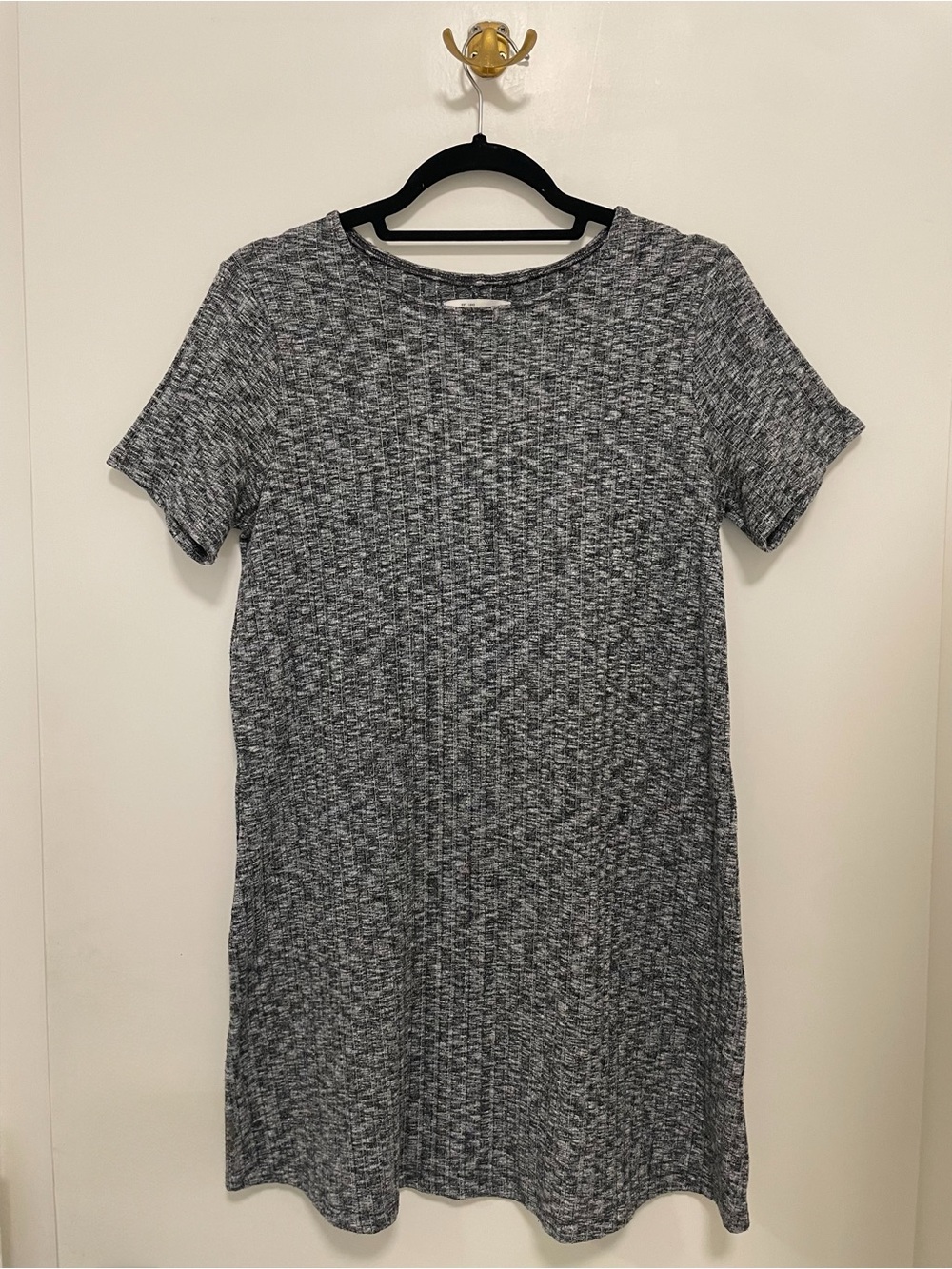 Abercrombie & Fitch Ribbed Short Sleeve Knit Dress